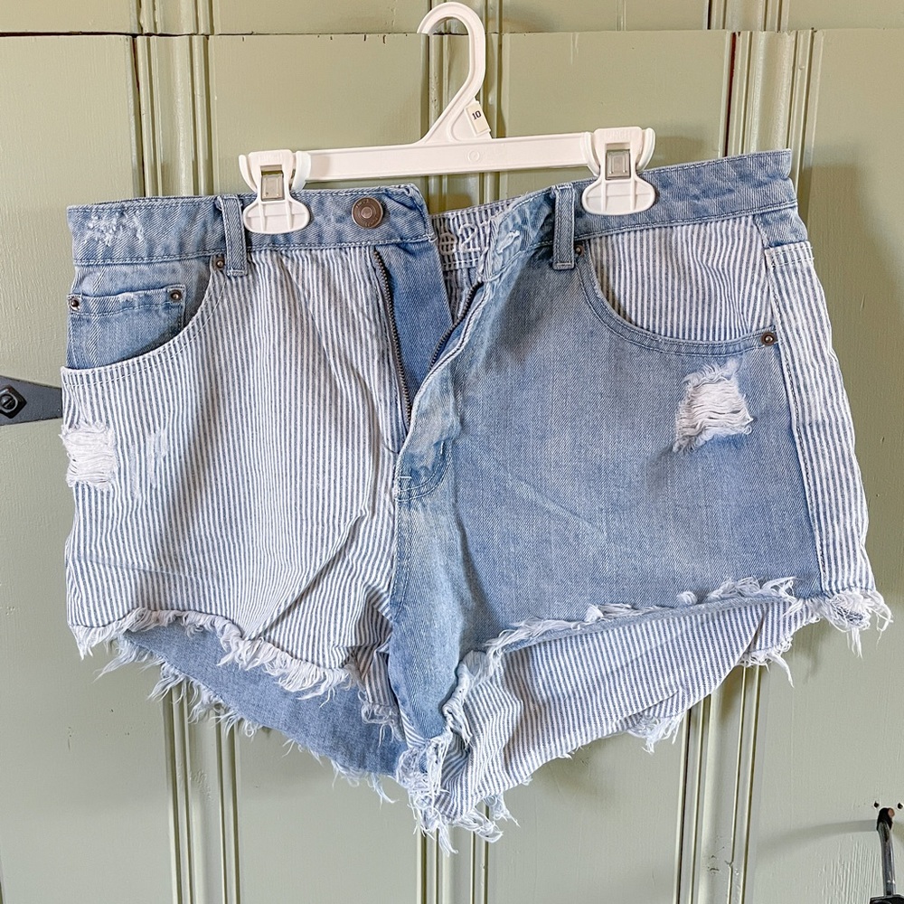 Rue 21 Striped/Frayed Shorts (12)